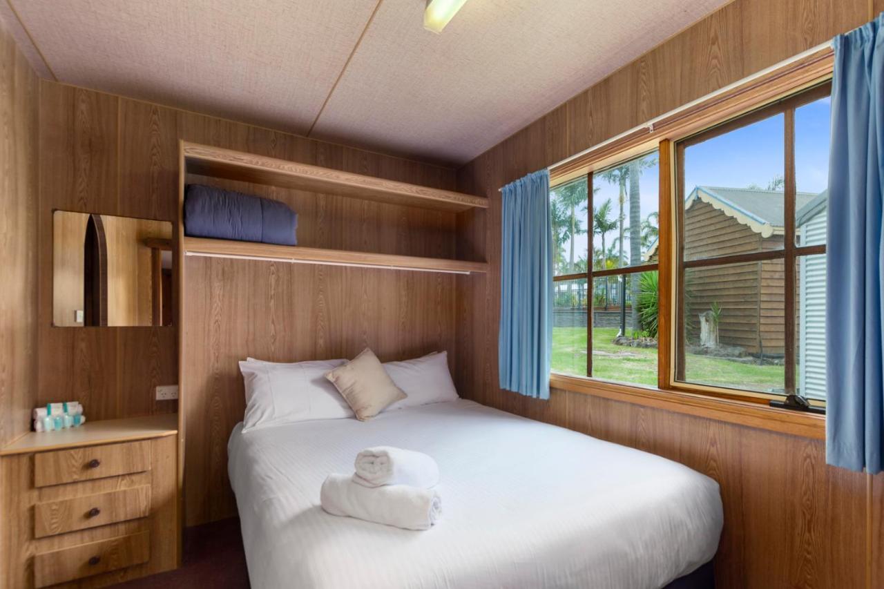 Wairo Beach Holiday Park Tabourie Lake Exterior photo
